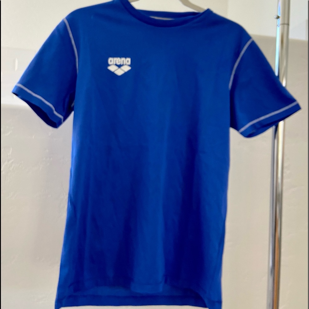 NWT Arena royal blue T Shirt- size small